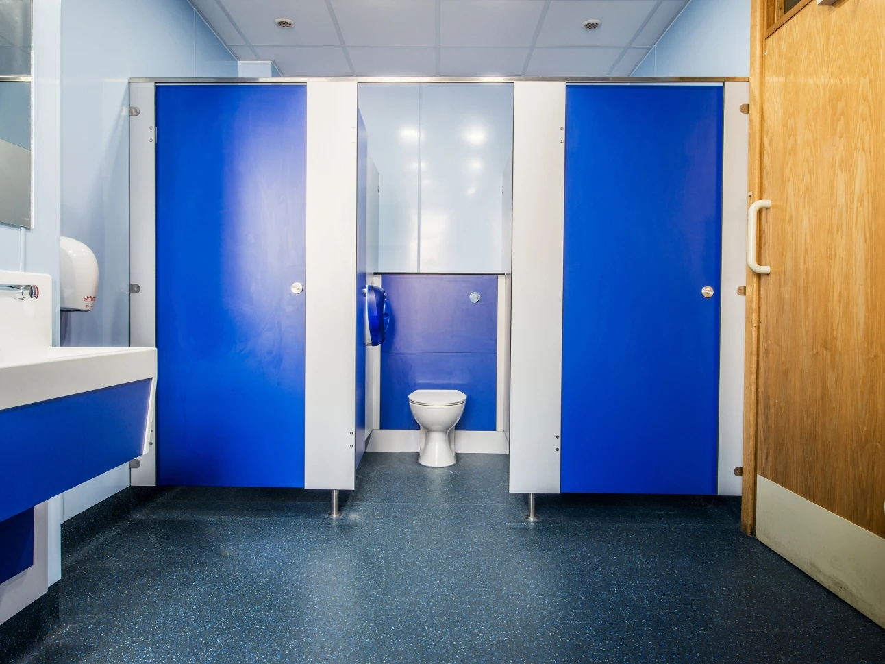 Gravesend Grammar School Toilet Refurbishment Case Study