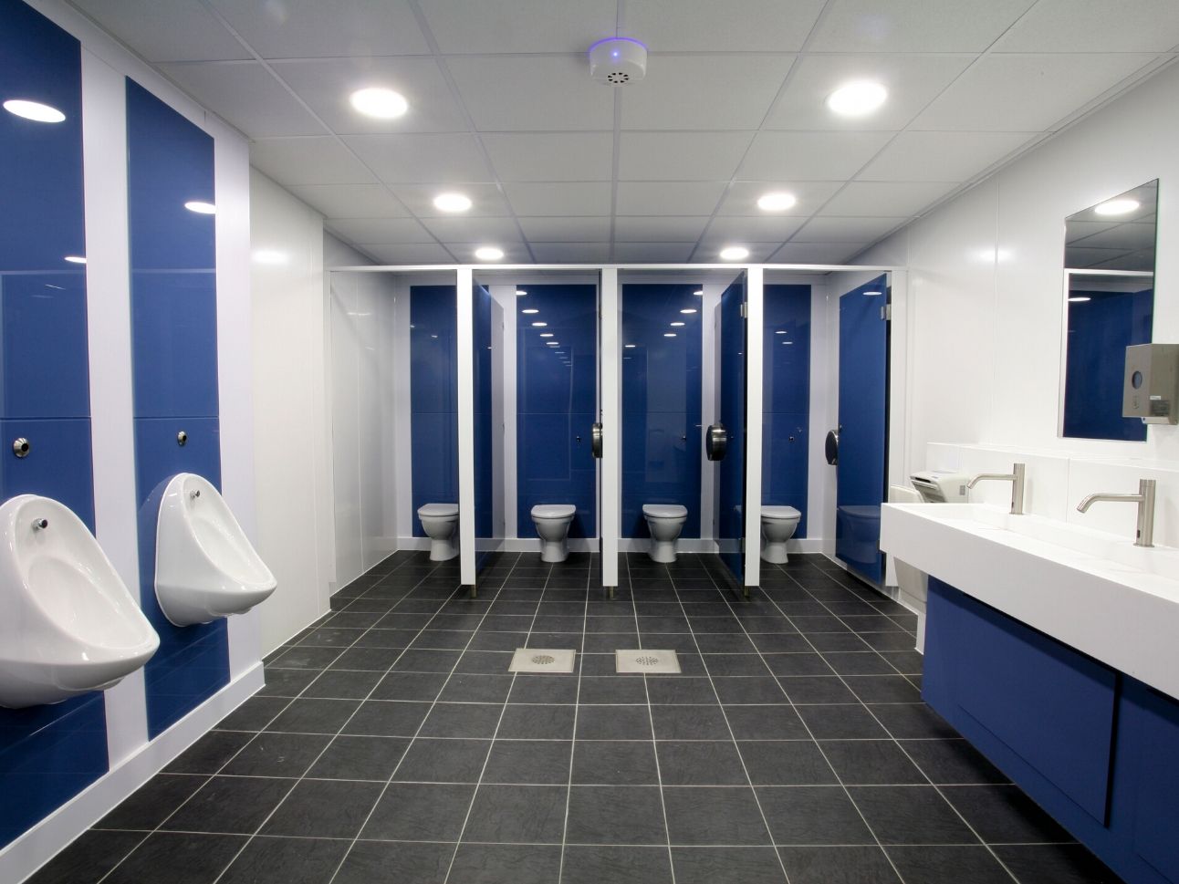 School Washroom Refurbishment In Term Time