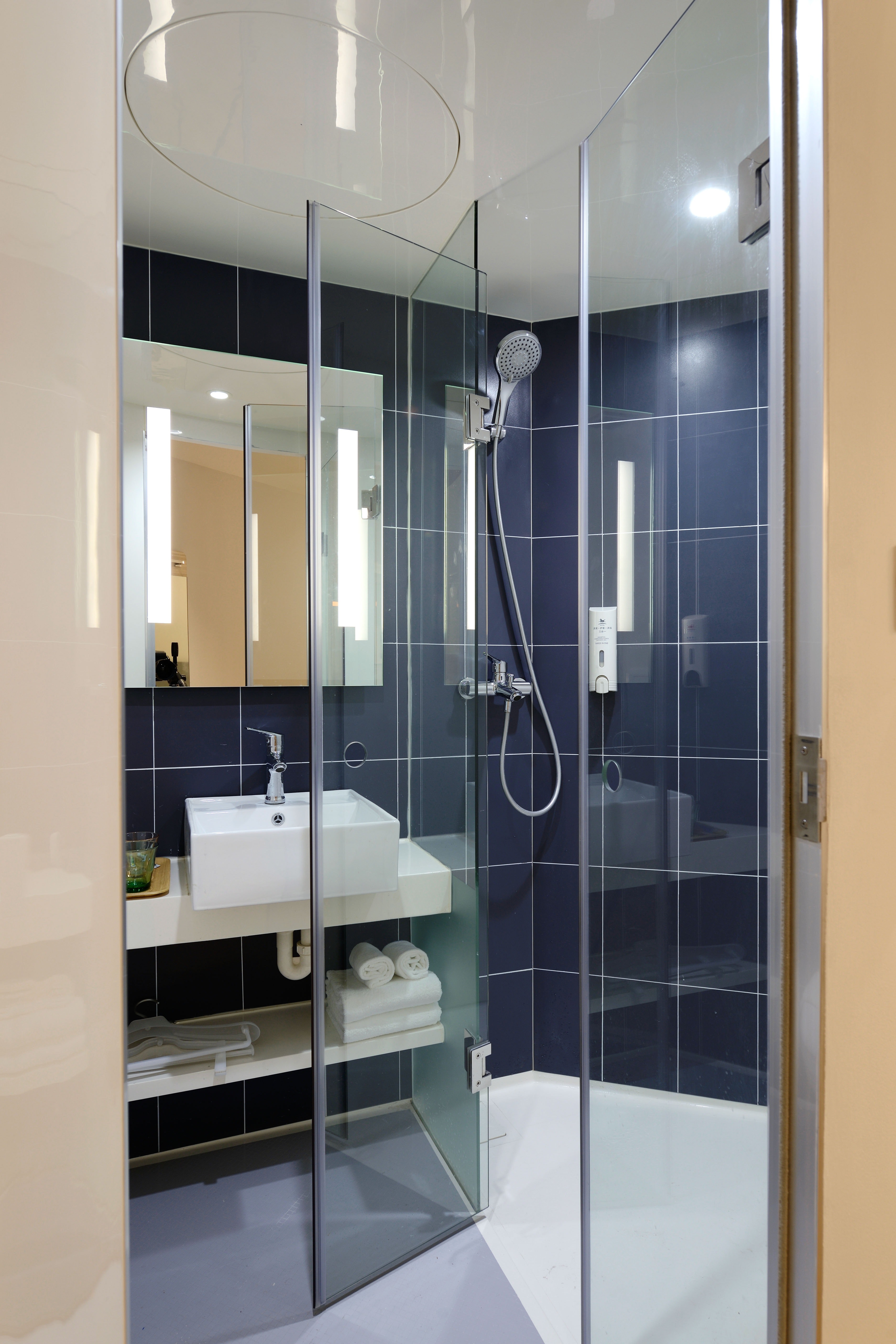 Commercial Shower Options