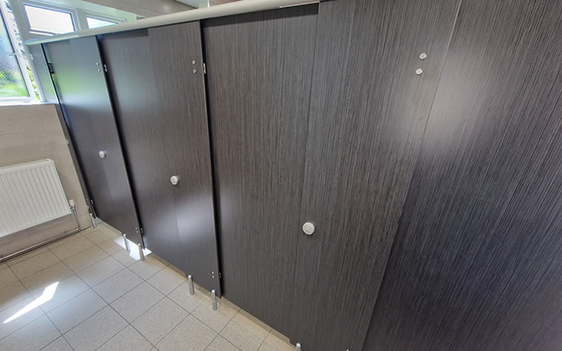 Washroom Refurbishment Shower Cubicles - Ferndown Golf Club Ladies