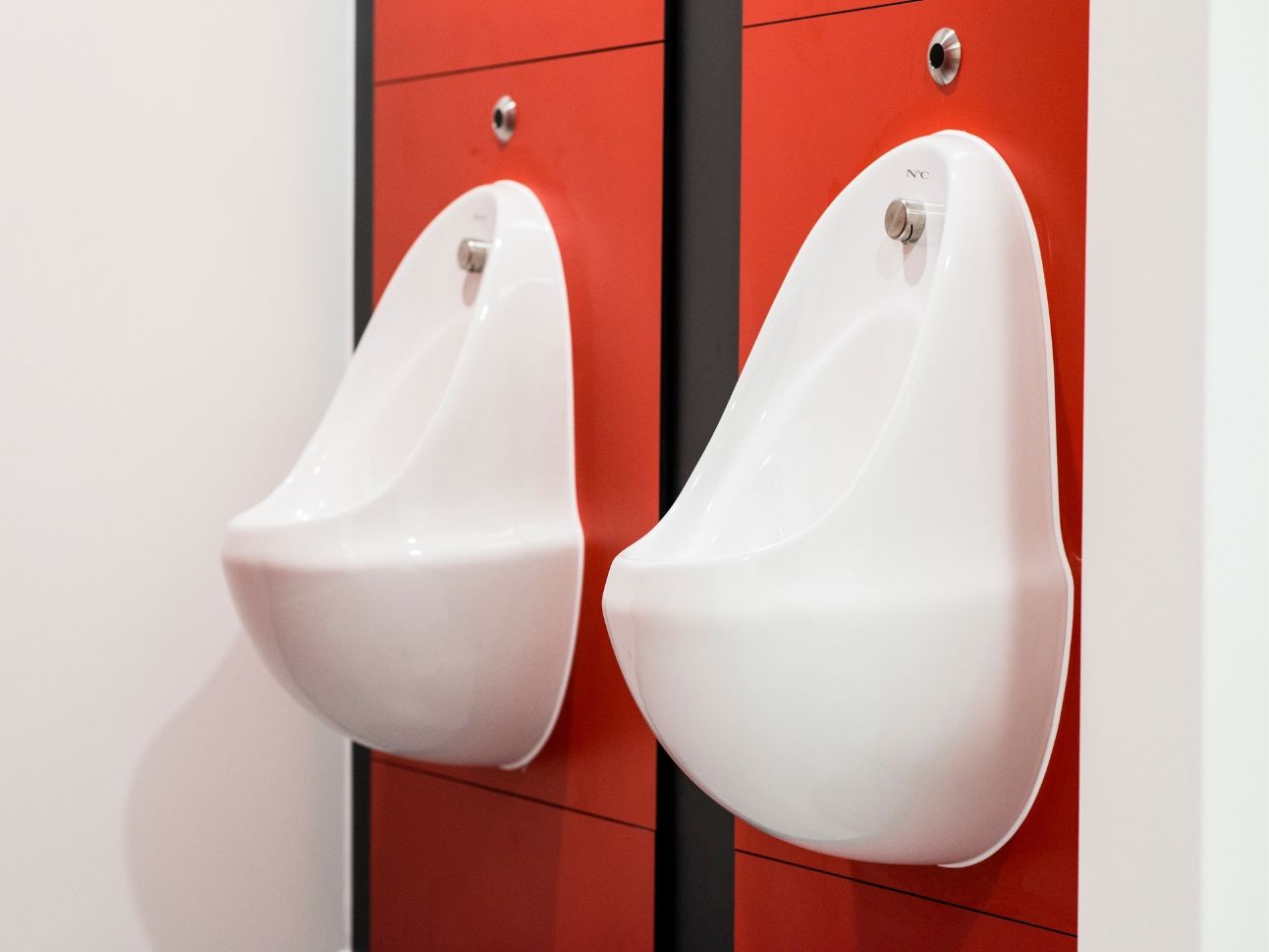 Portsmouth Grammar School Changing Room Refurbishment | Commercial Washrooms